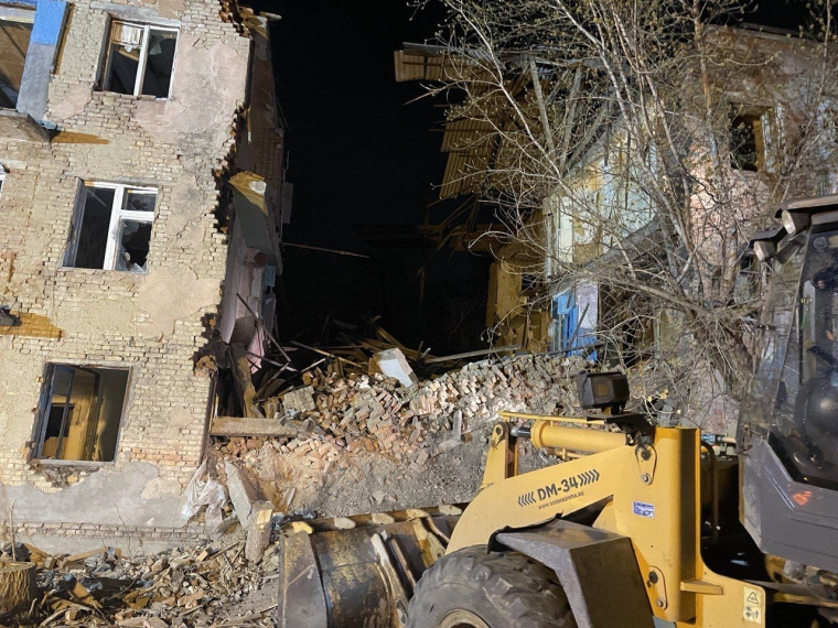 В Омске прокуратура организовала проверку после частичного обрушения расселенного жилого дома
