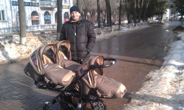 Прогулка с тройняшками в феврале